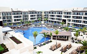 Hotel Hideaway at Royalton Riviera Cancun